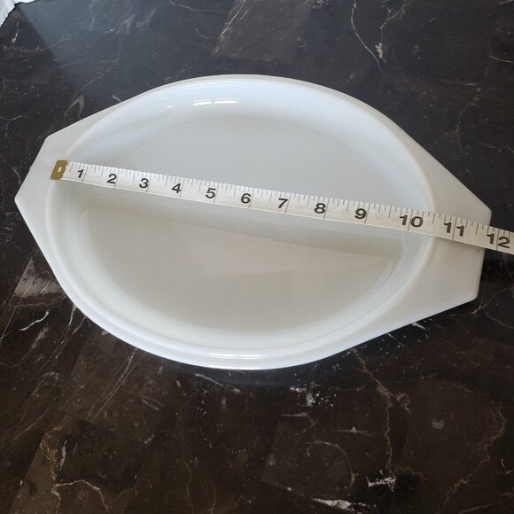 Pyrex Lid Verde Oval 2.5 QT lid - 945 C white green design. Handles - Picture 7 of 9